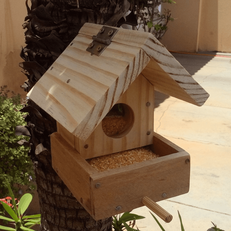 Alimentador de Pássaros em Madeira Natural Refúgio das Aves