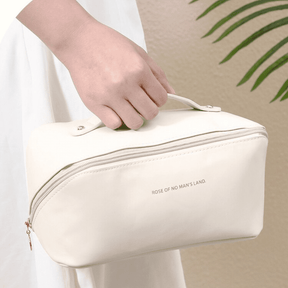 Necessaire Feminina para Cosméticos Land